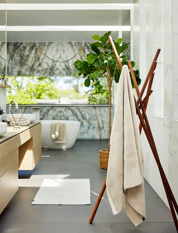 Maxime Towel Mother Of Pearl | HIMLA