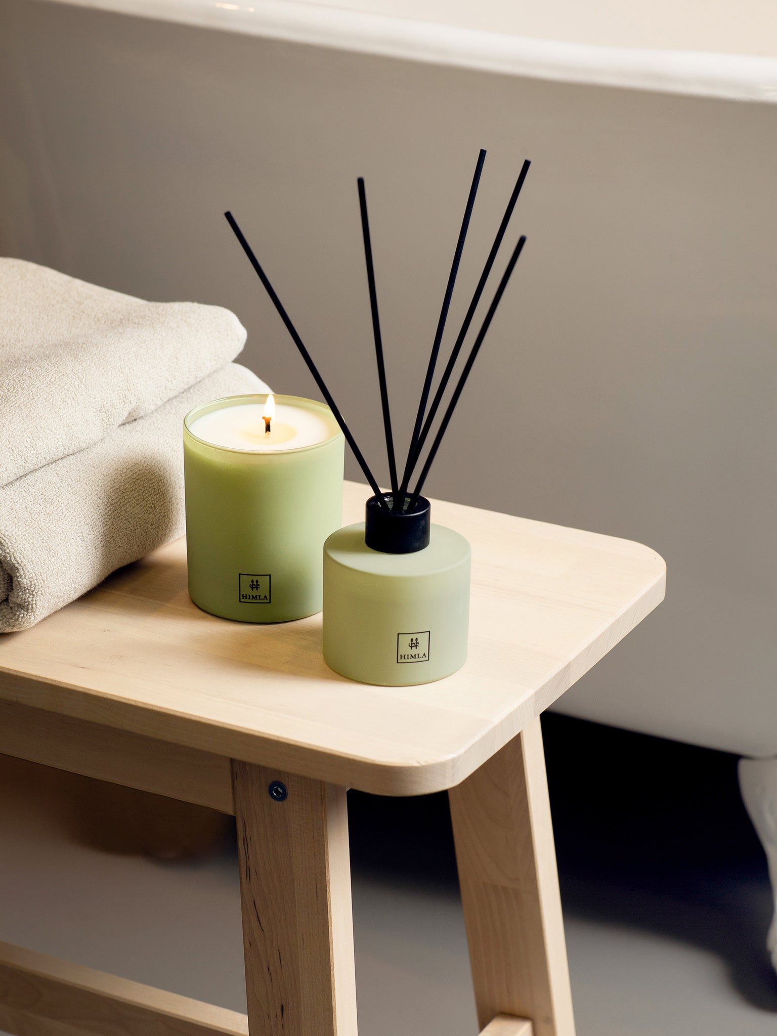 Inhale Doftljus Garden Greens | HIMLA