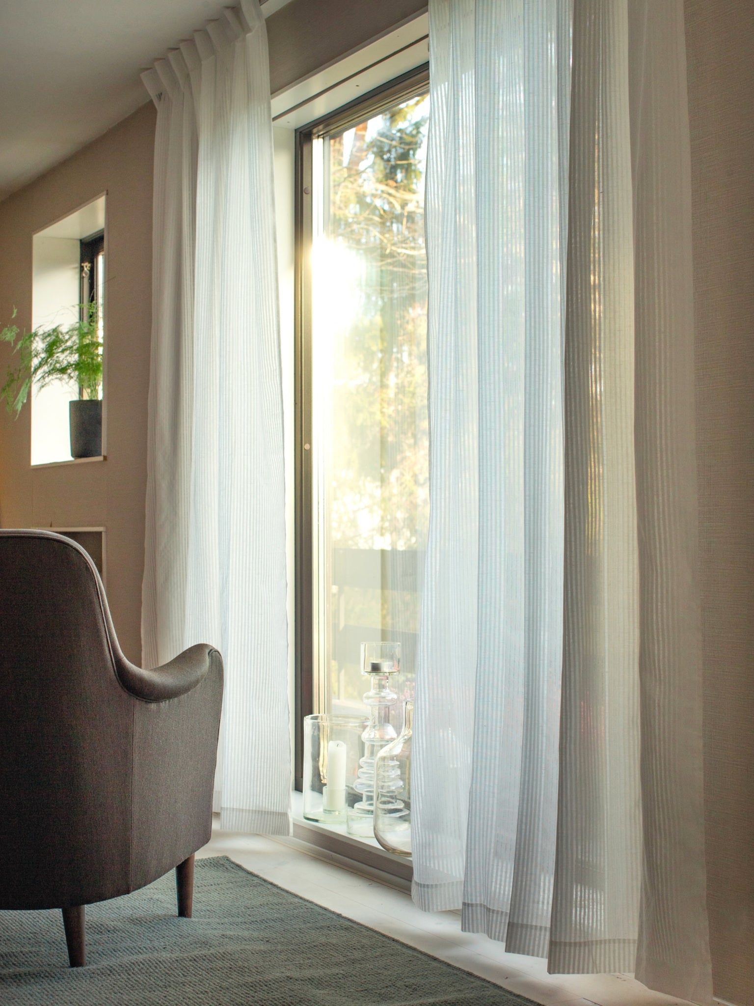 Siljan Gardin White | HIMLA