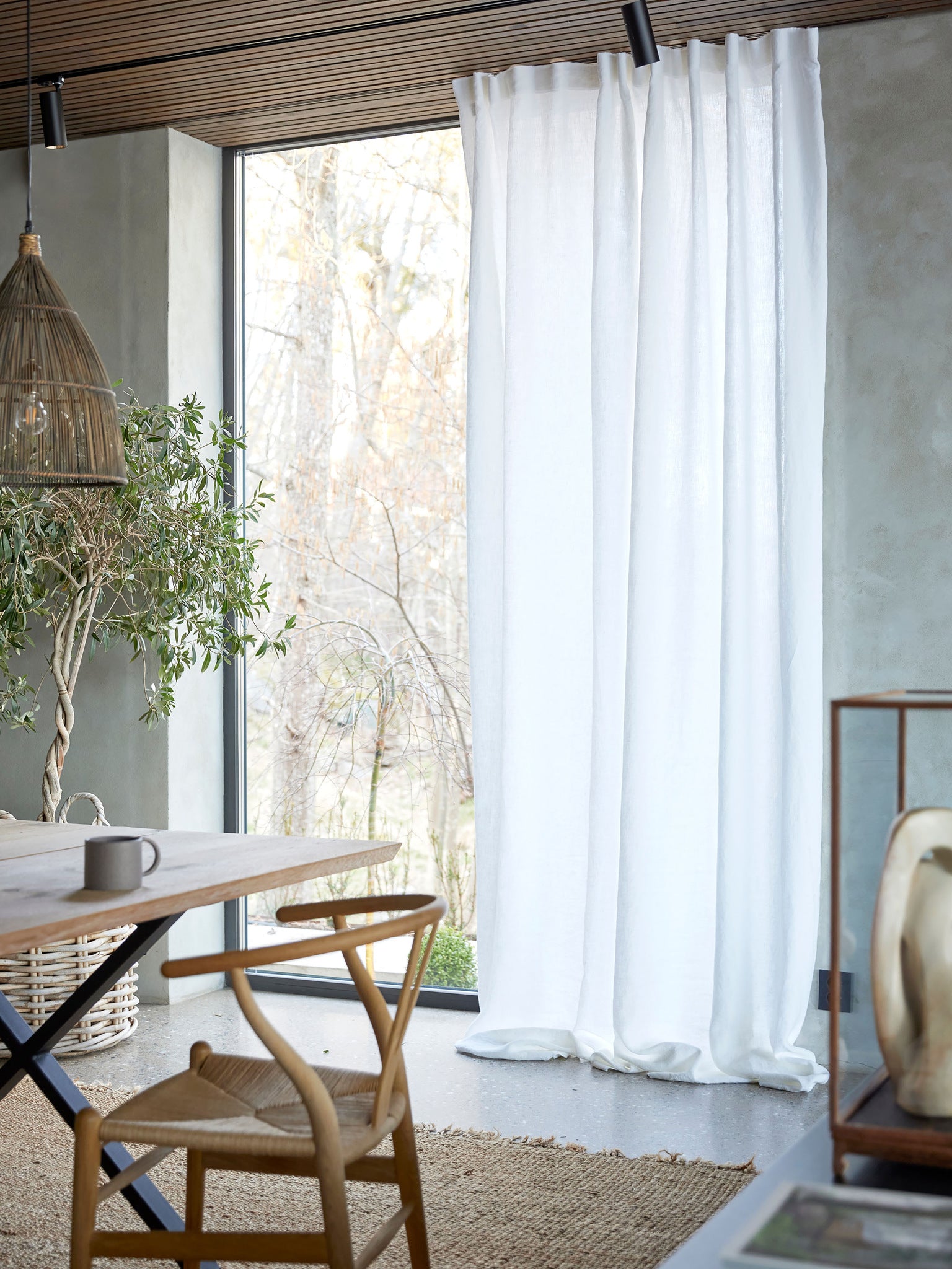 Sunshine Gardin White | HIMLA