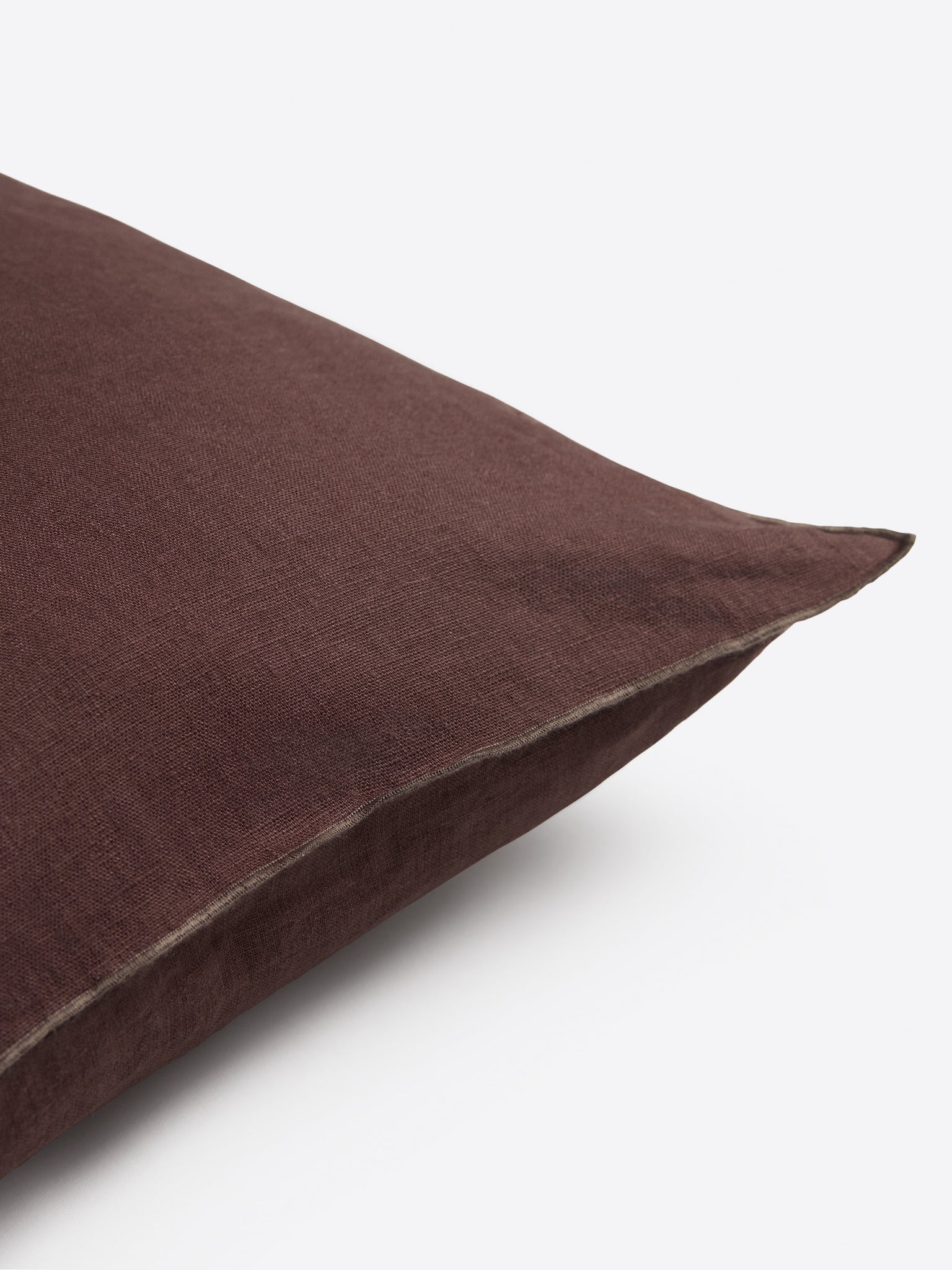 Sunshine Stitch Kuddfodral Burgundy 40x60 cm | HIMLA