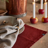 Weekday Bordstablett Lingonberry | HIMLA