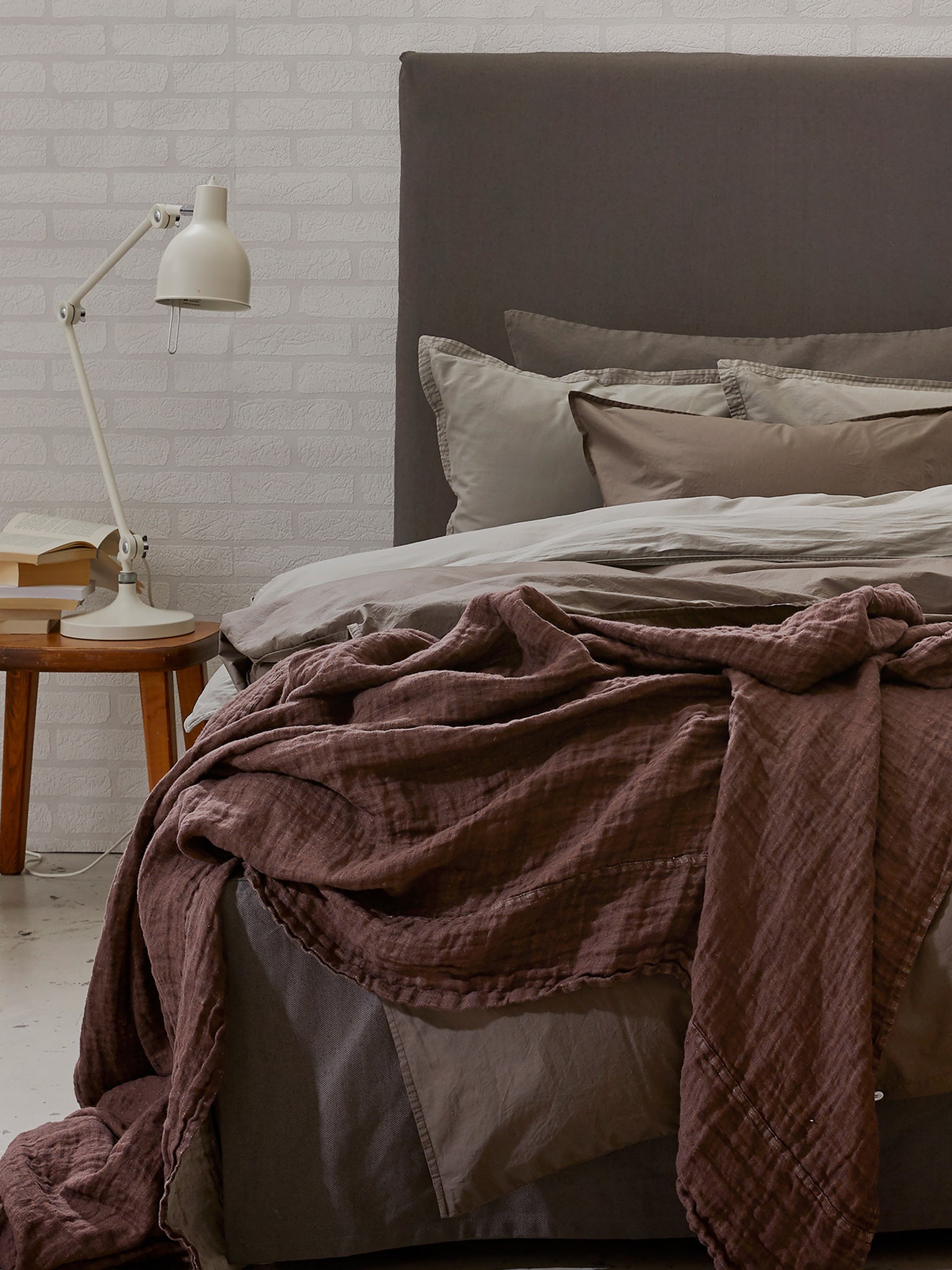 Weekday Kuddfodral Charcoal 60x90 cm | HIMLA